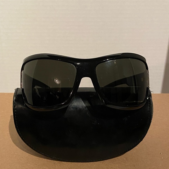 Gucci sunglasses - Picture 5 of 8